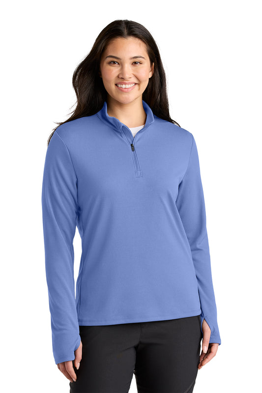 The North Face Women’s Ambition 1/4-Zip in Deep Periwinkle, front on model