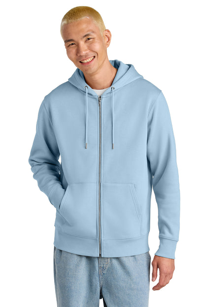 Stanley/Stella Unisex Cultivator 2.0 Full-Zip Hooded Sweatshirt in Blue Soul, front on model