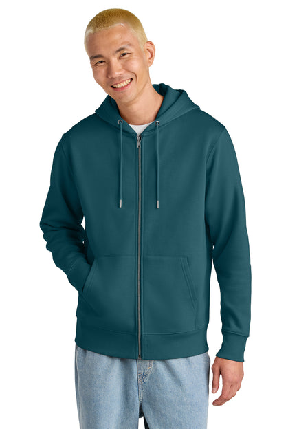 Stanley/Stella Unisex Cultivator 2.0 Full-Zip Hooded Sweatshirt in Stargazer, front on model