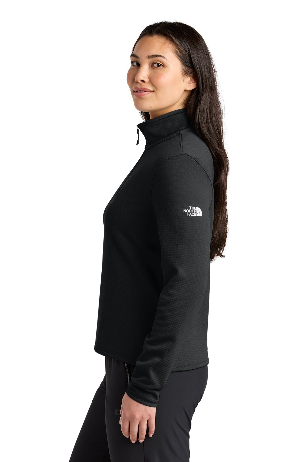 The North Face Women’s Aim 1/4-Zip Fleece in TNF Black, side on model