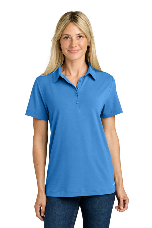 The North Face Women’s Canyon Crest Polo in Marina Blue, front on model