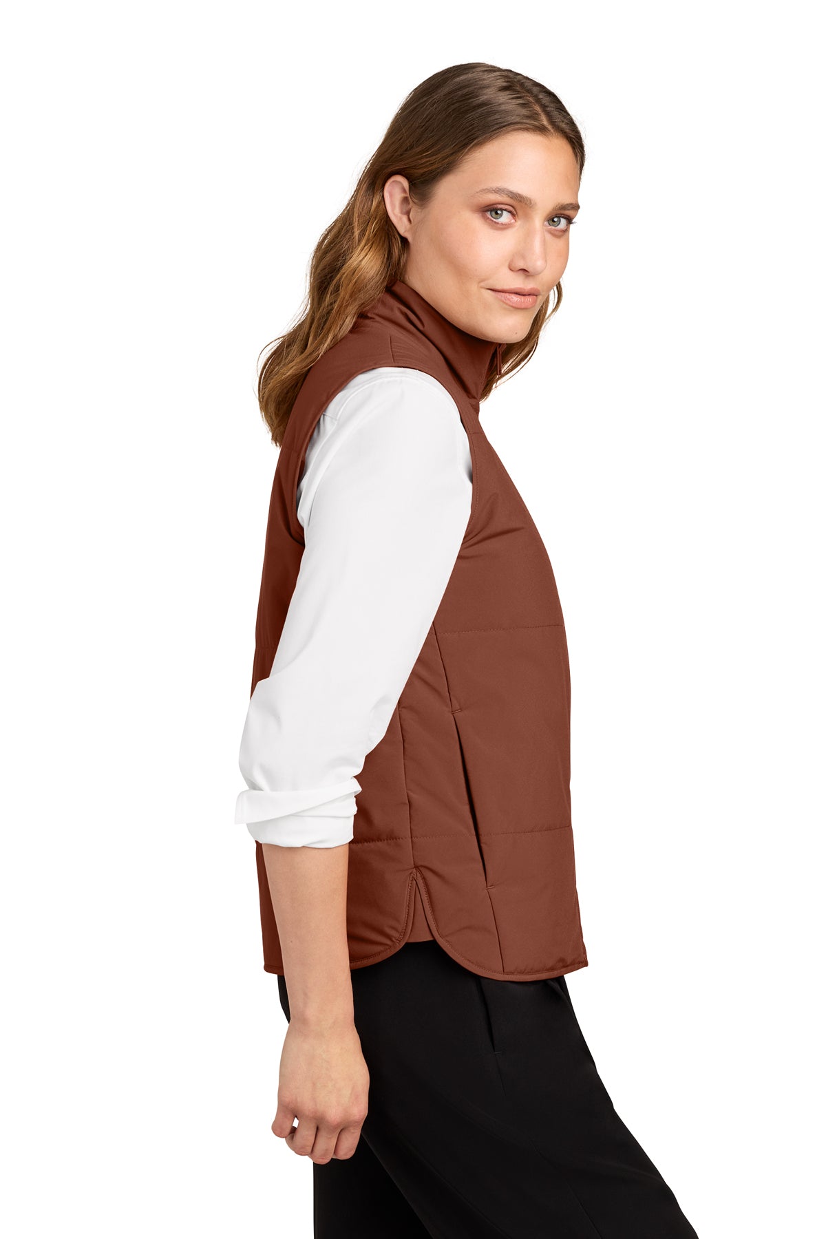 Mercer+Mettle Women’s Brookline Quilted Vest in Dark Sienna, side on model
