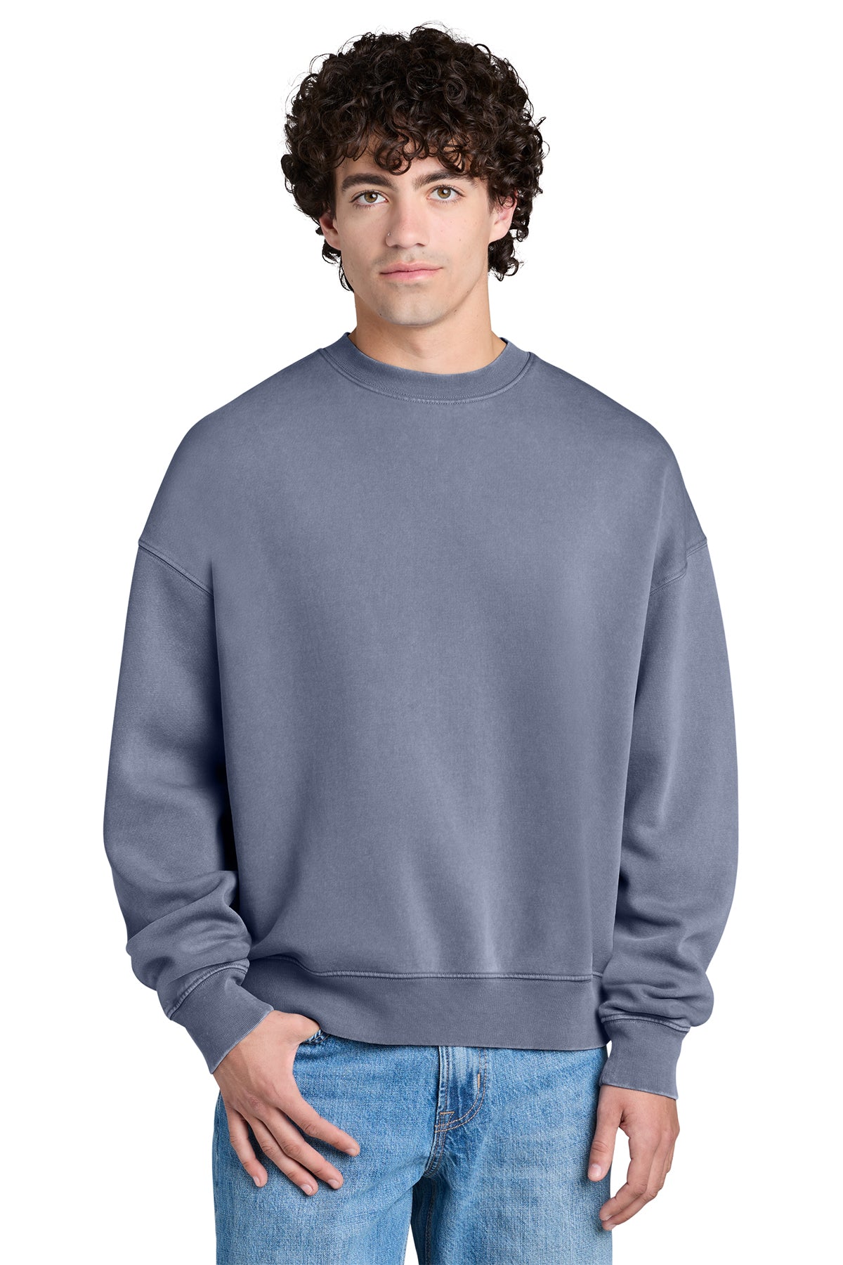 Stanley/Stella Unisex Easer Vintage Crewneck Sweatshirt in G. Dyed Blue Grey, front on model