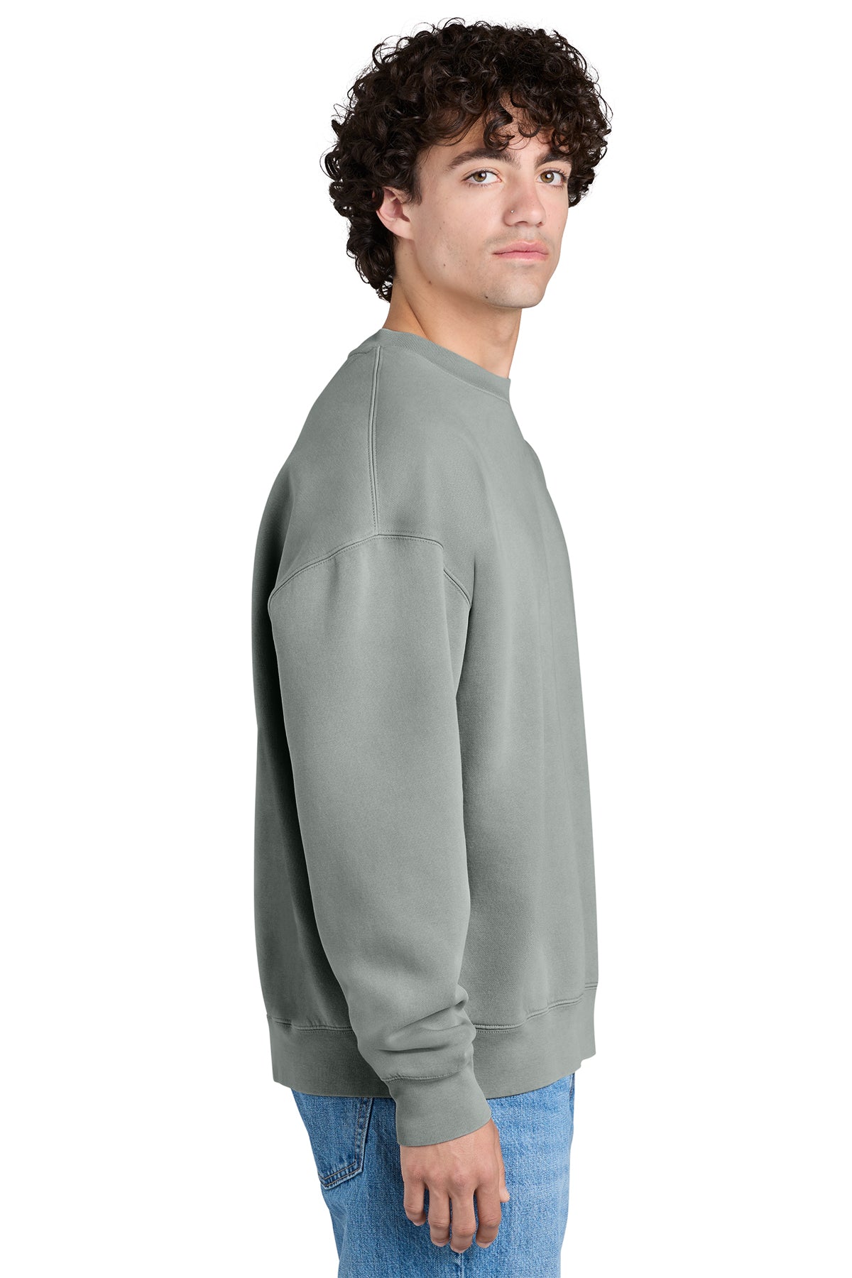 Stanley/Stella Unisex Easer Vintage Crewneck Sweatshirt in G. Dyed Misty Grey, side on model